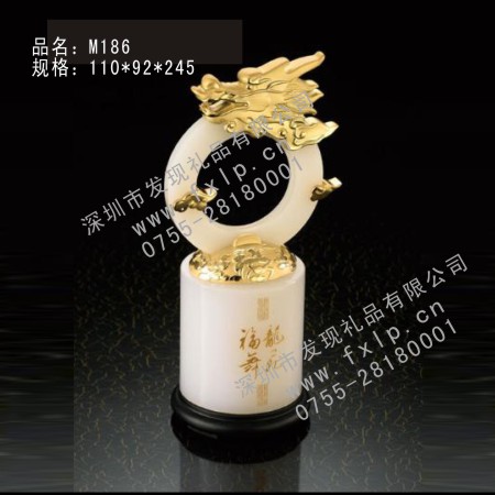 商务奖品M186礼品系列 长春奖牌制作, 长春水晶奖杯厂家, 长春水晶奖牌设计, 长春水晶内雕定做, 长春水晶工艺品加工 