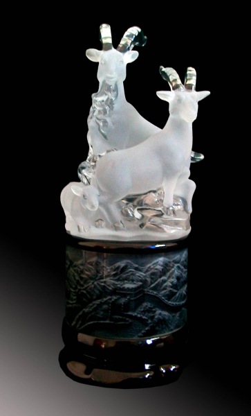 三羊开泰长城底（水晶） 羊年礼品制作,羊年礼品供应,羊年礼品厂家,奖杯奖牌礼品批发,羊年礼品